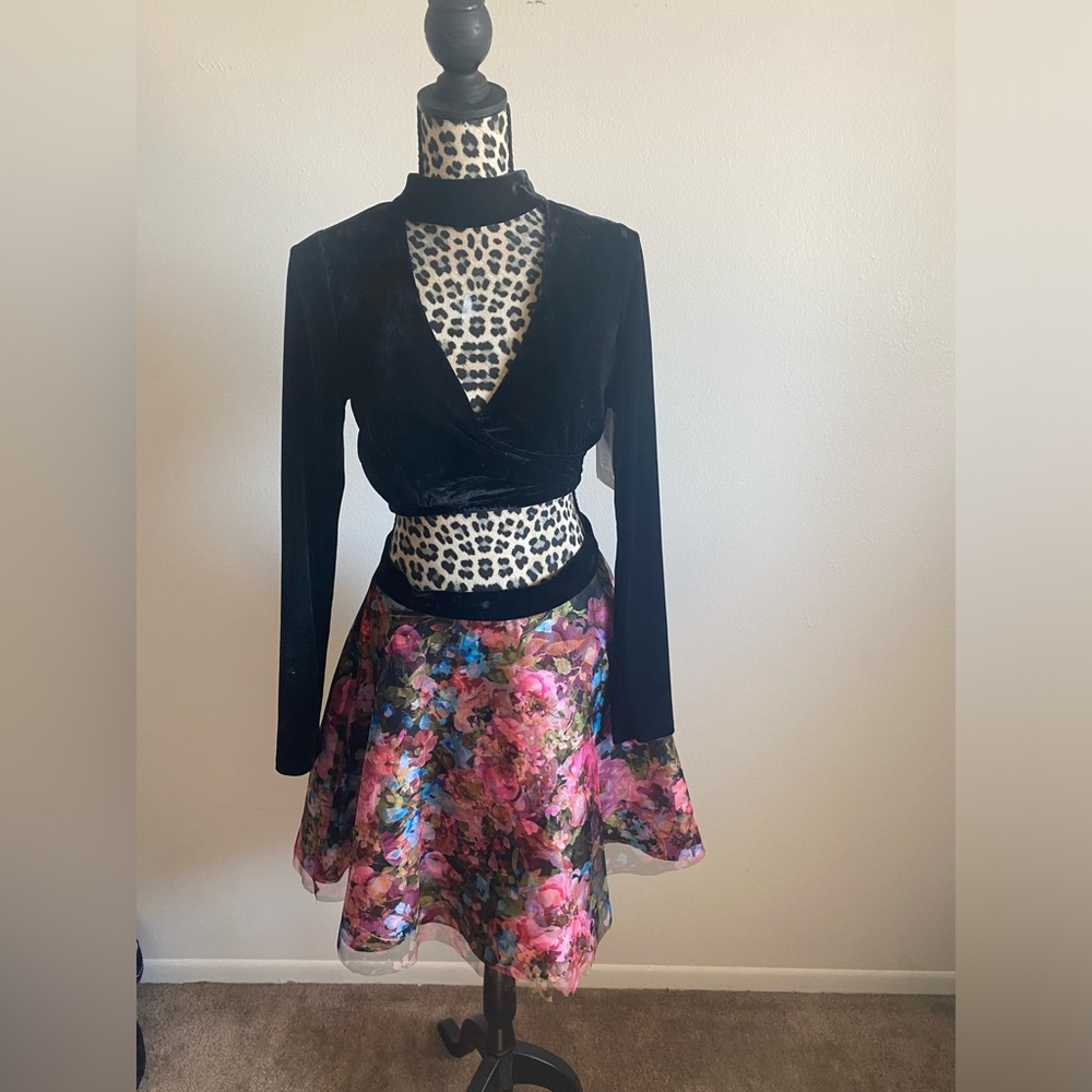 Macys two piece skirt set
